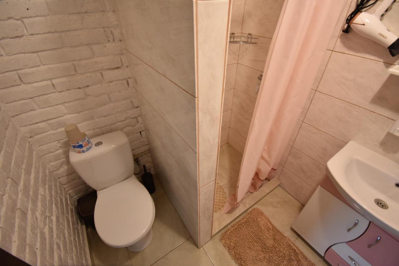 Маєток Мигдаль Hotel Svityaz' Ngoại thất bức ảnh